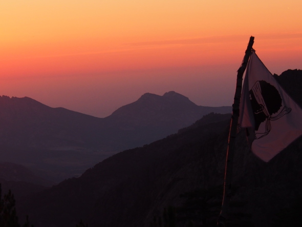 Coucher de soleil depuis le gîte de Caruzzu