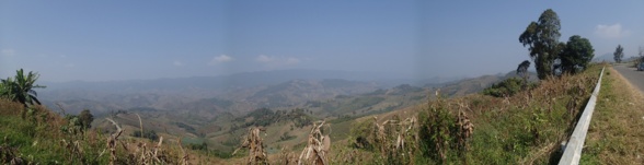 Chiang Rai : des paysages et une chute Chiang Rai : des paysages et une chute