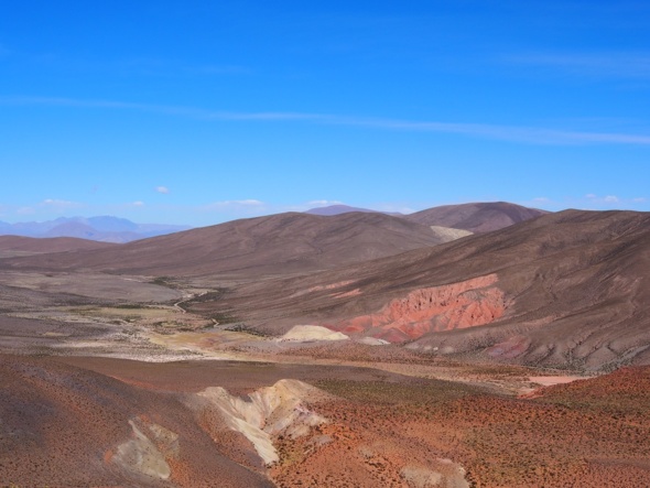 Les montagnes colorées de Quebrada Humahuaca Les montagnes colorées de Quebrada Humahuaca