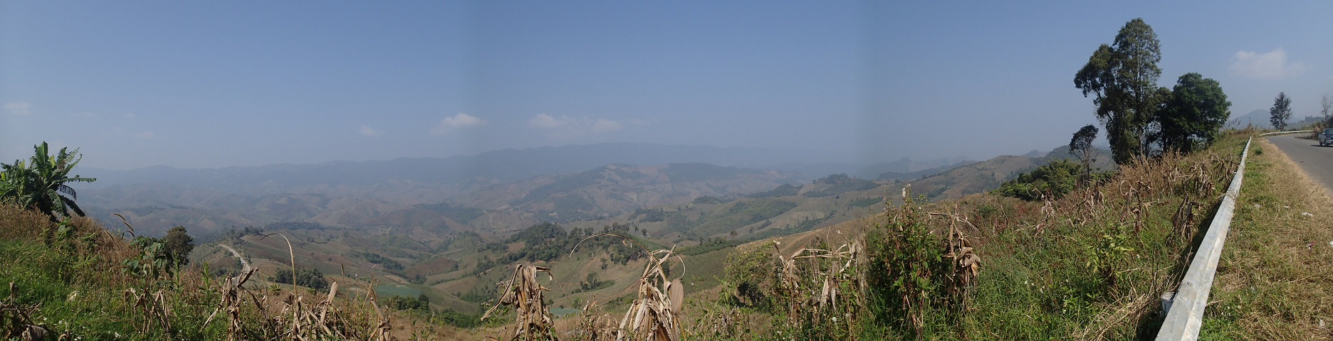 Chiang Rai : des paysages et une chute Chiang Rai : des paysages et une chute