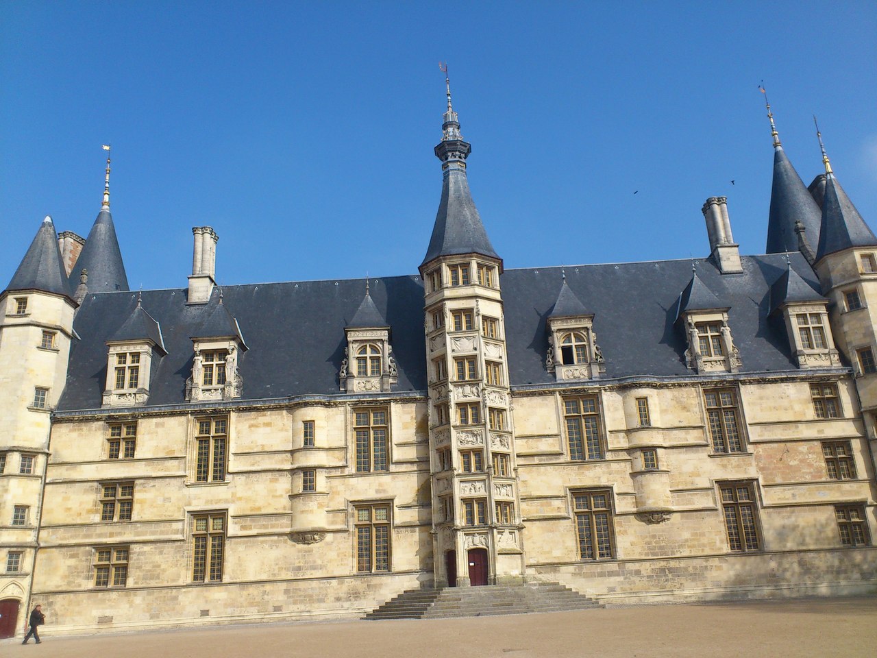 Le Palais Ducal de Nevers Le Palais Ducal de Nevers