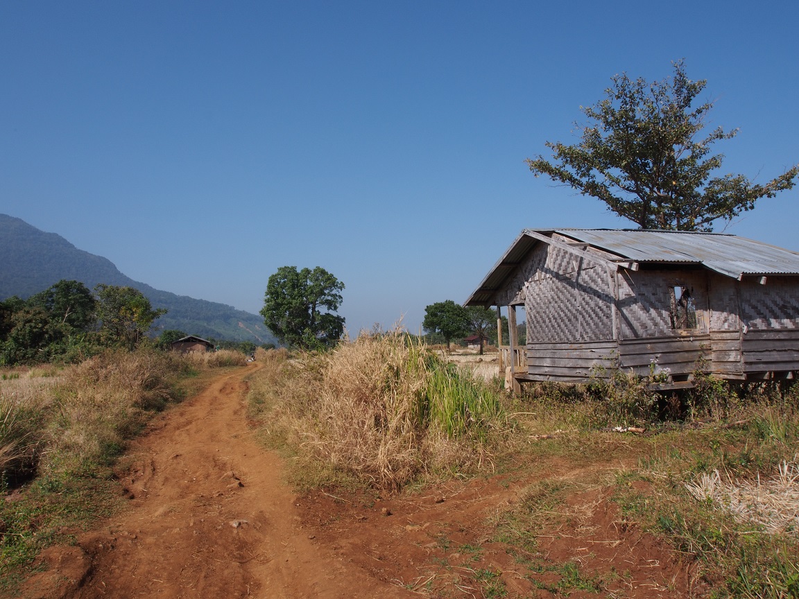 05 - La petite maison dans la prairie - Plateau de Bolaven - Laos