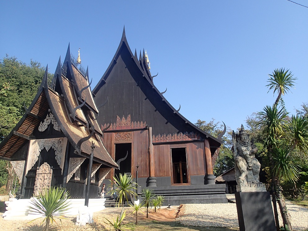 04 - Black temple - Chiang Rai